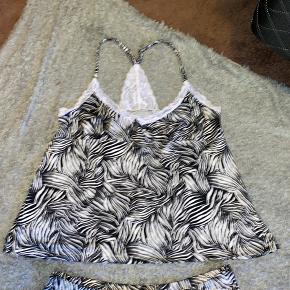 Womens Large summer pajamas set - Picture 3 of 4